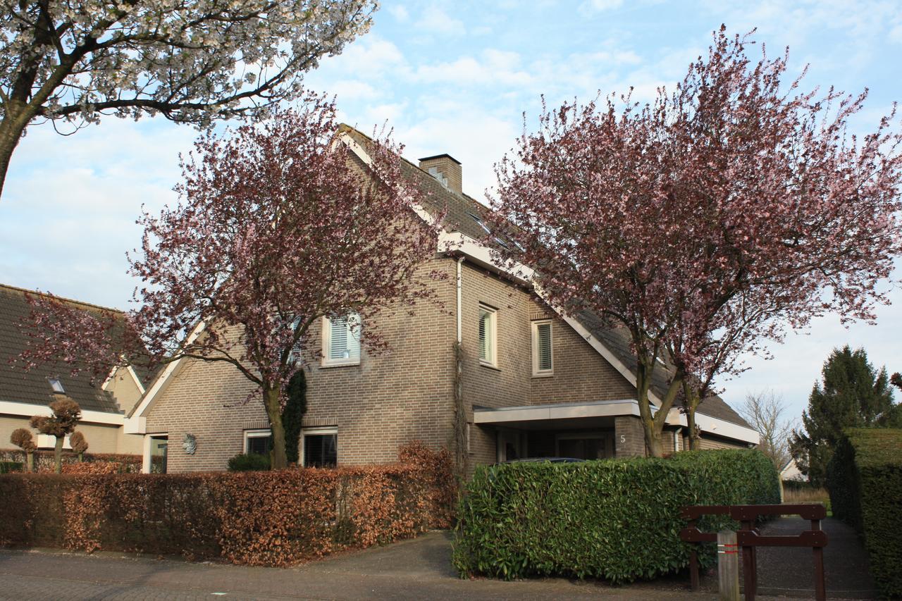 Magnolia Appartement Vlijmen Exteriör bild